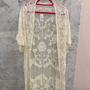 Lace Cover-up/Kimono